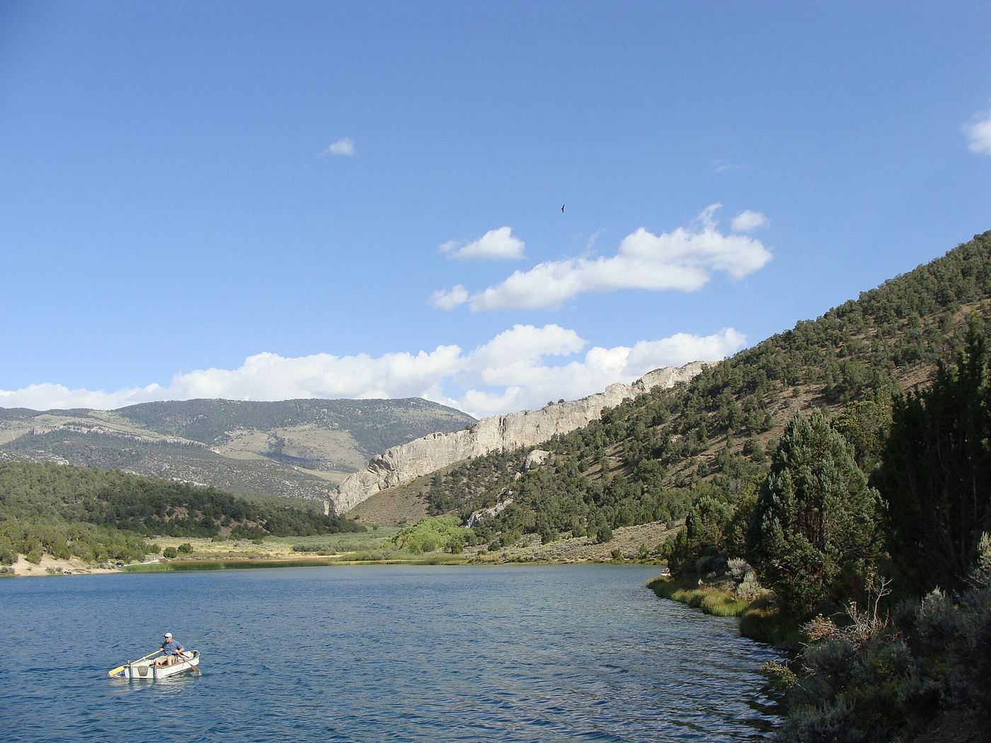 Cave Lake State Park