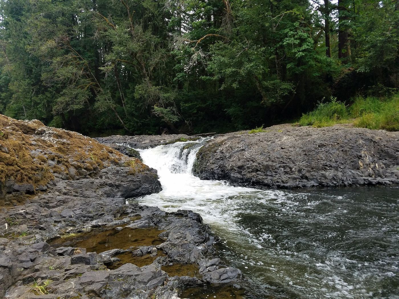 Rainbow Falls State Park